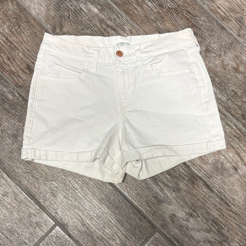 Old Navy white jean shorts size 4